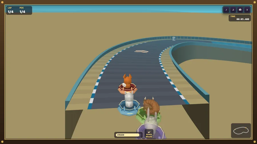 Far chase view over Tidepool Coast Run: a fox leads a duck, a red panda and a bunny round a sandy bend; LAP 1/4, POS 1/4